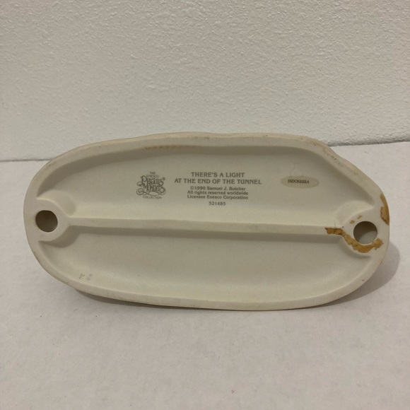 Precious Moments 1990 “There is a light at the end of tunnel” figurine - Picture 5 of 7